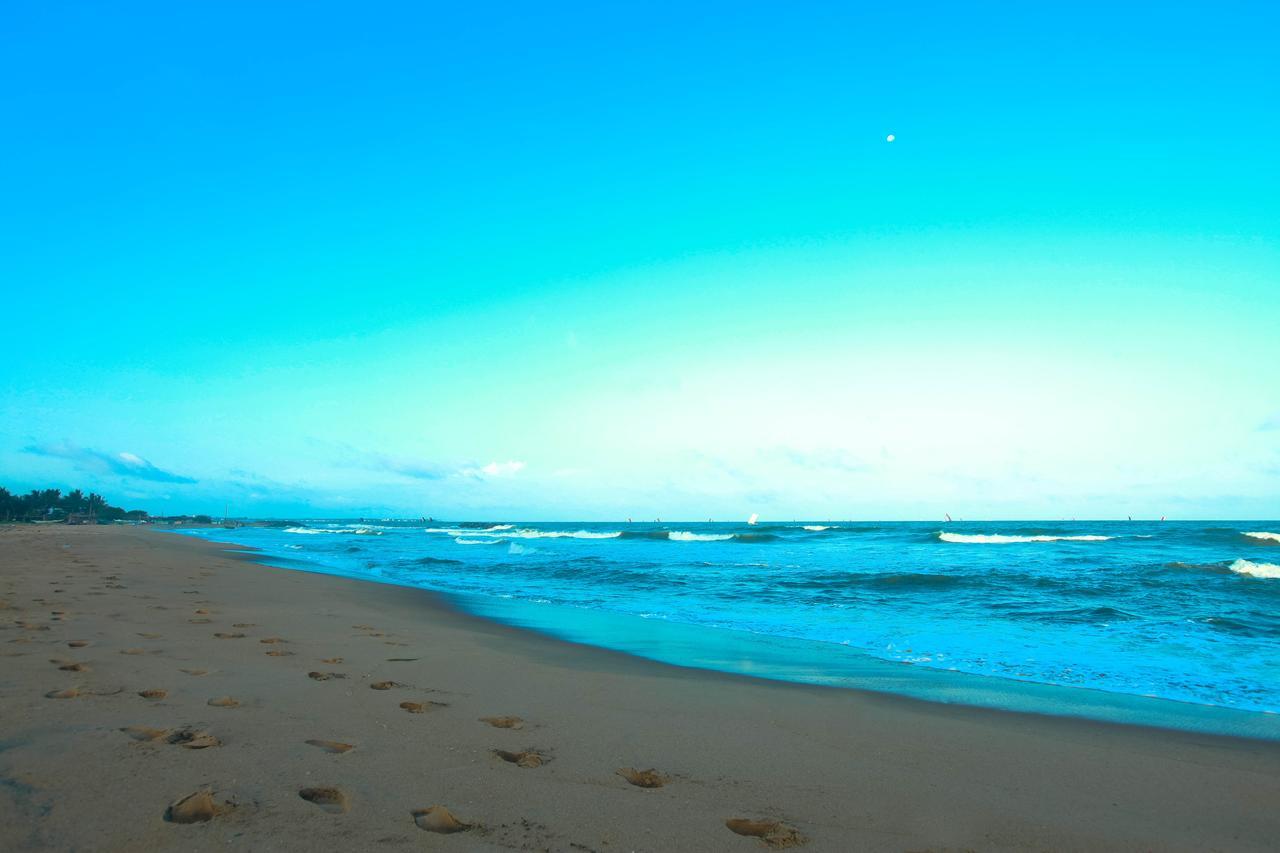 Beacon Beach Hotel Negombo Exterior photo